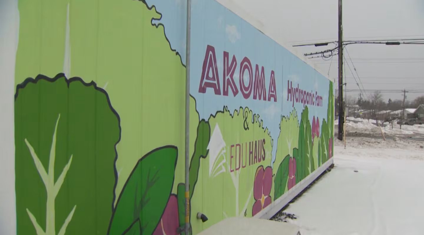 Nova Scotia Groups Come Together to Teach Hydroponic Farming