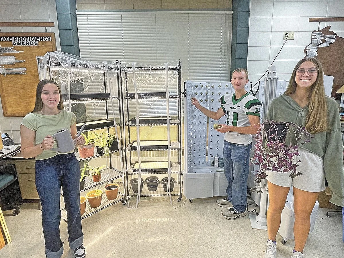 USA - WISCONSIN: Proposed Greenhouse Could Expand Hands-on Learning at Osceola High School