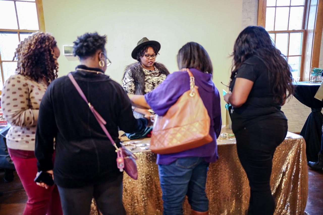 As you can see, they have the best handmade accessories! And the guest just loved them! Go over to the website now, you won't be disappointed! www.doohickycraftique.com