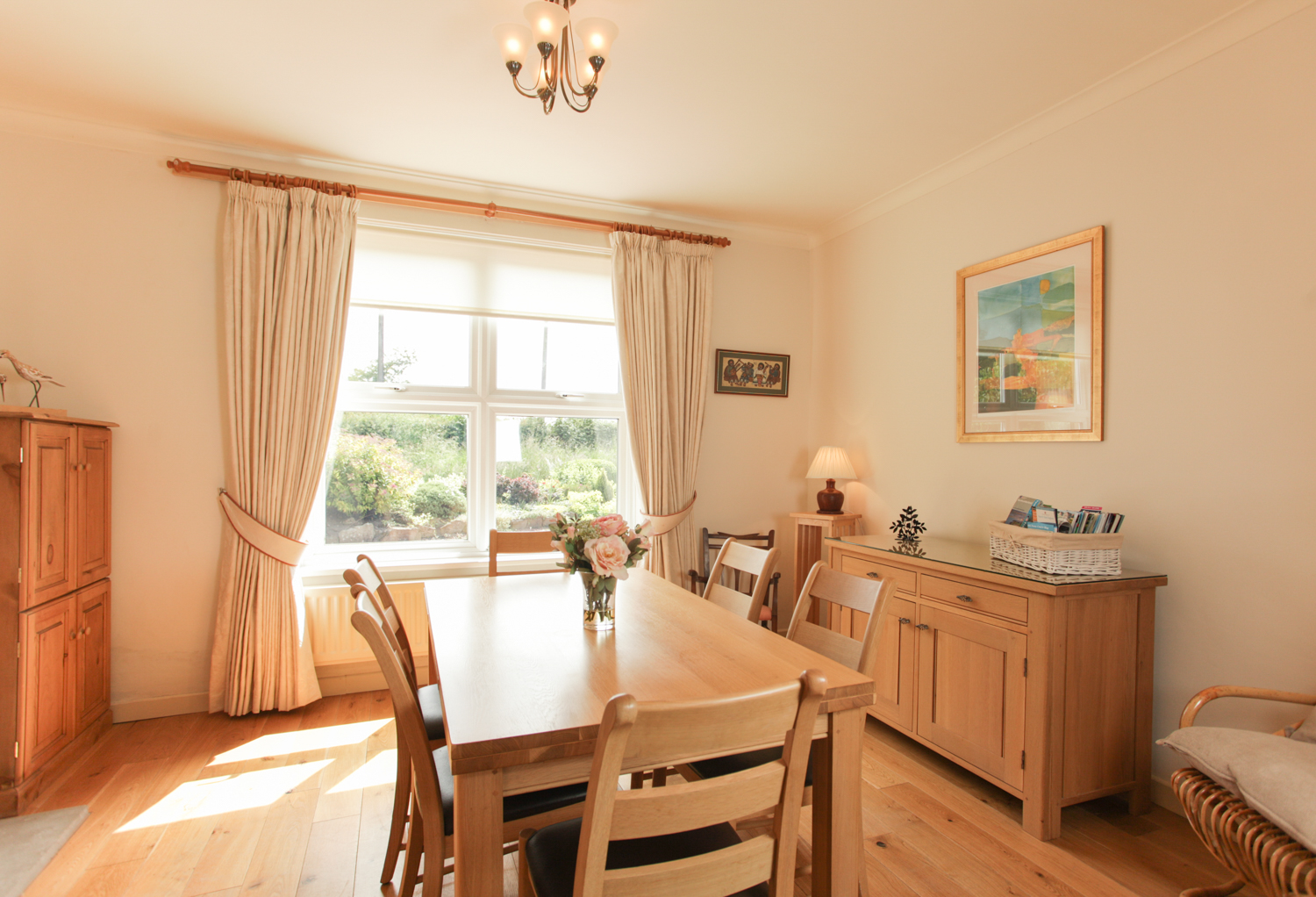 PICTORIAL_BERWICK_bamburgh-seahouses-alnwick-holiday-home-photographer-bright-fresh-clean-siobhan-4114.jpg