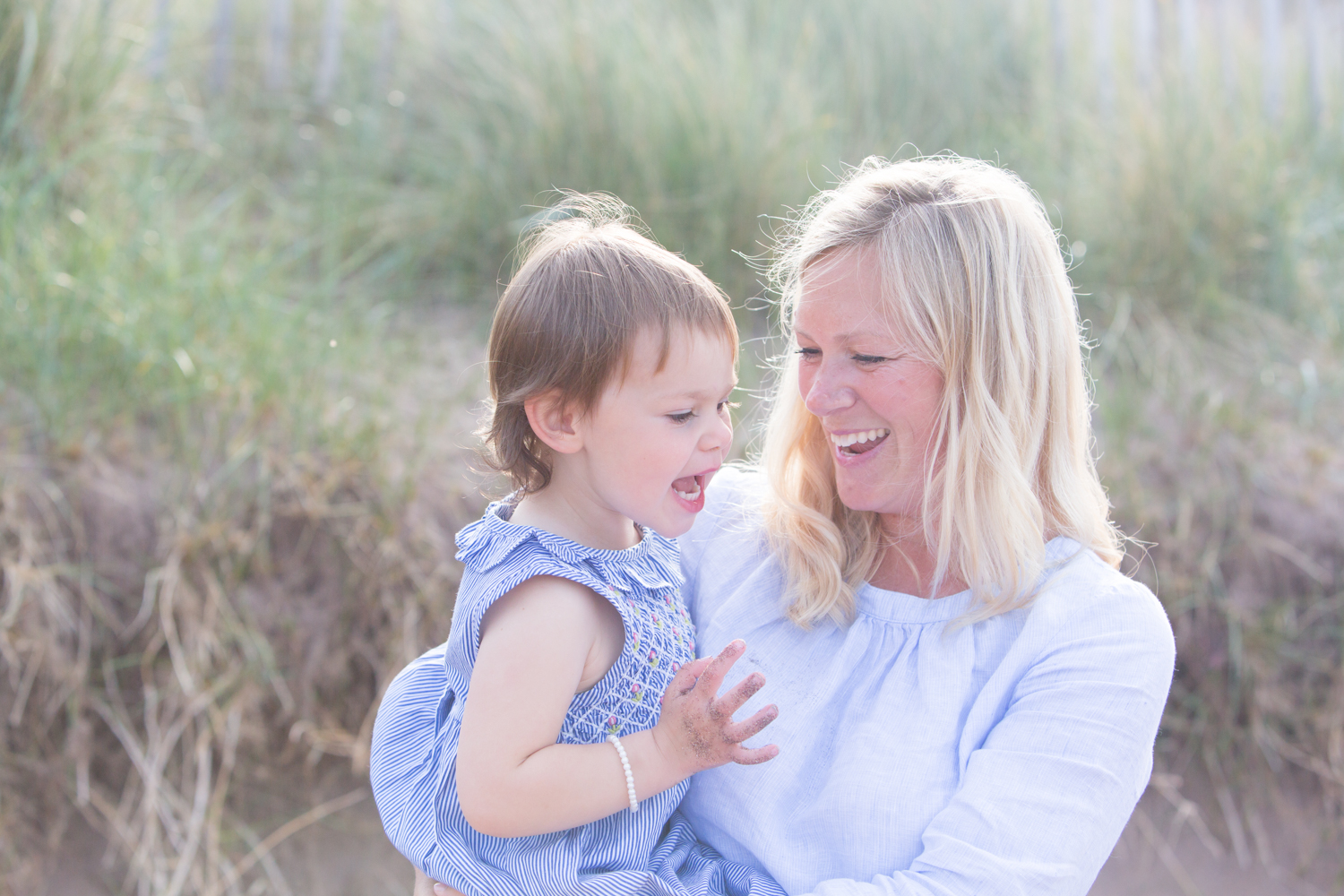 PICTORIAL_BERWICK_family_beach_woods_garden_river_reston_swinton_ayton_coldinham_-0582.jpg