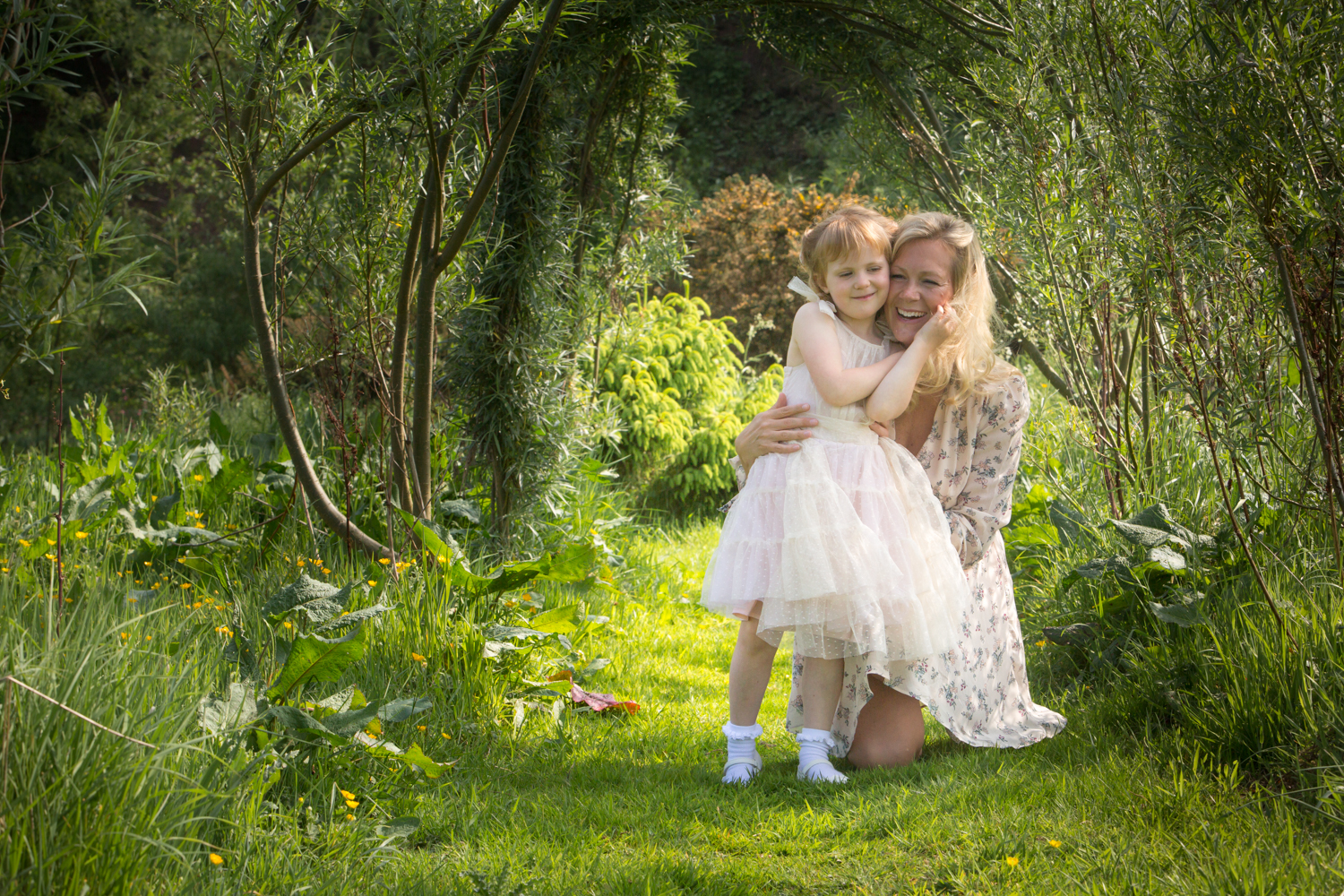 PICTORIAL_BERWICK_family_beach_woods_garden_river_reston_swinton_ayton_coldinham_-0194.jpg