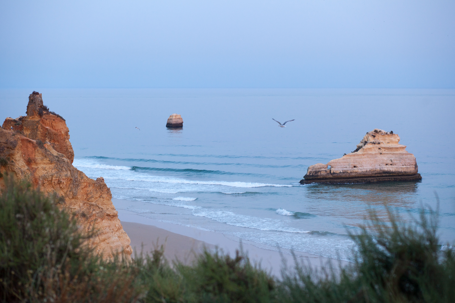 WEDDING_PORTUGAL_NOSOLOAGUA_CAVE_PICTORIAL_BERWICK-2103.jpg