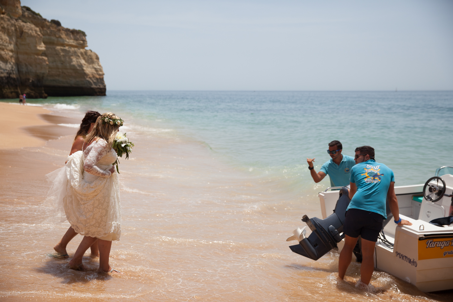 WEDDING_PORTUGAL_NOSOLOAGUA_CAVE_PICTORIAL_BERWICK-2267.jpg