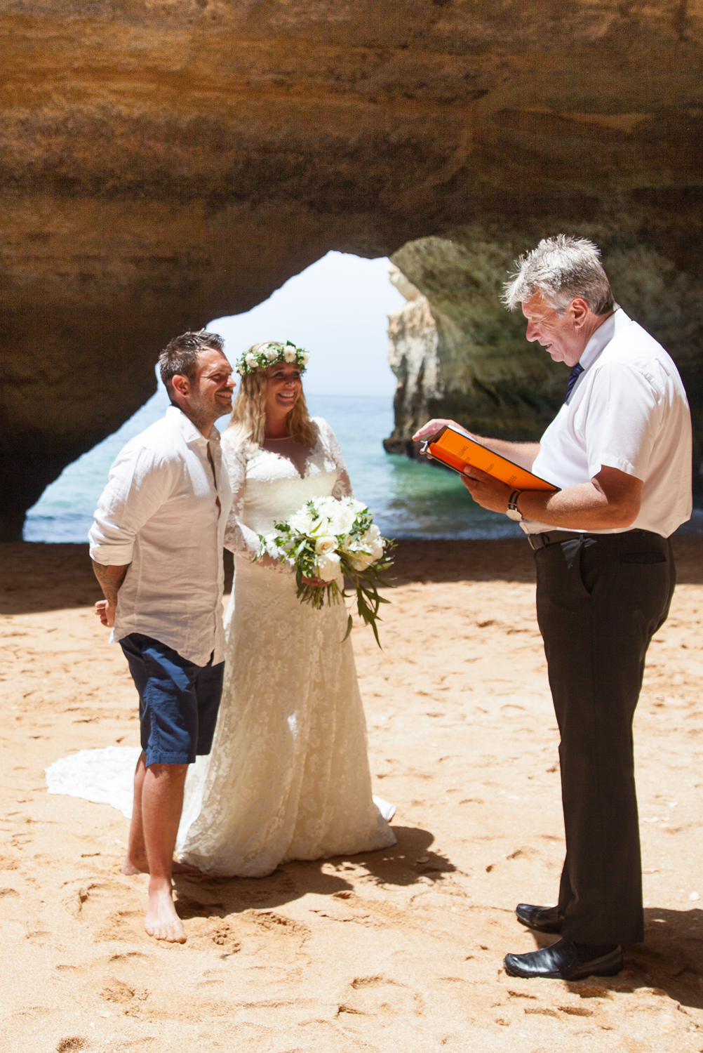 WEDDING_PORTUGAL_NOSOLOAGUA_CAVE_PICTORIAL_BERWICK-2301.jpg