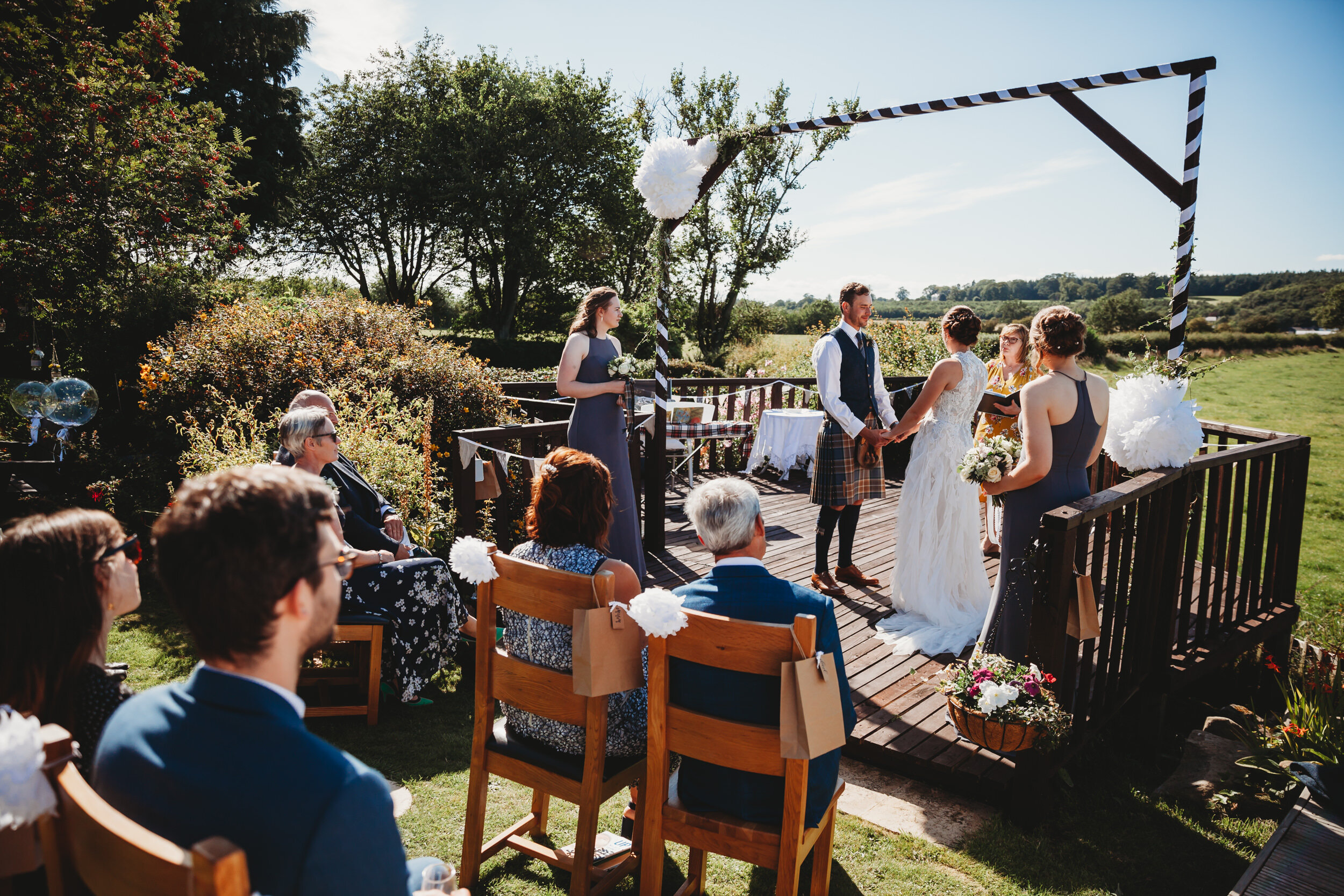 pictorial-berwick-photographer-photos-garden-wedding-kelso-amy-callum-tweedview--9511.jpg