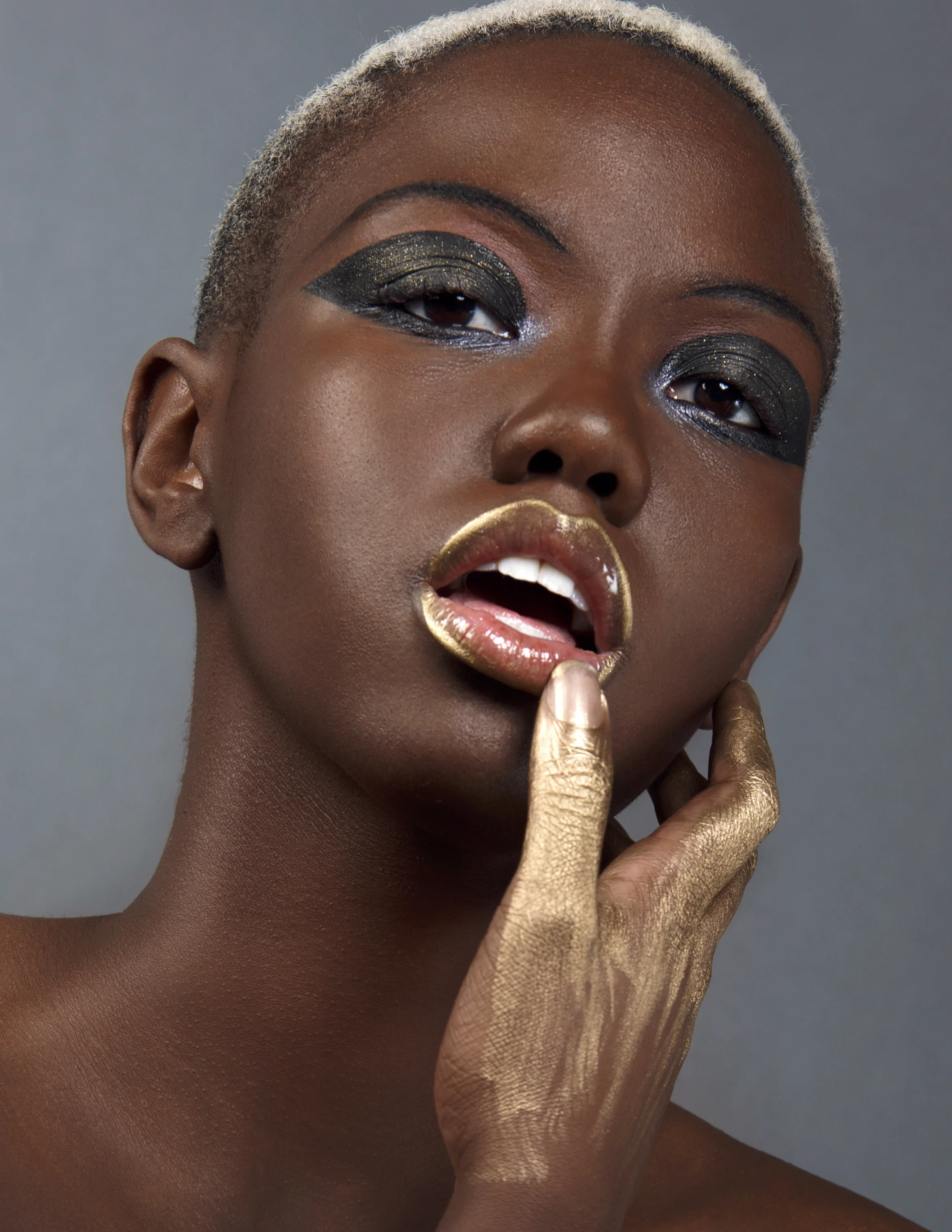 Egle Vasi_fashion_photographer_Chish6.jpg