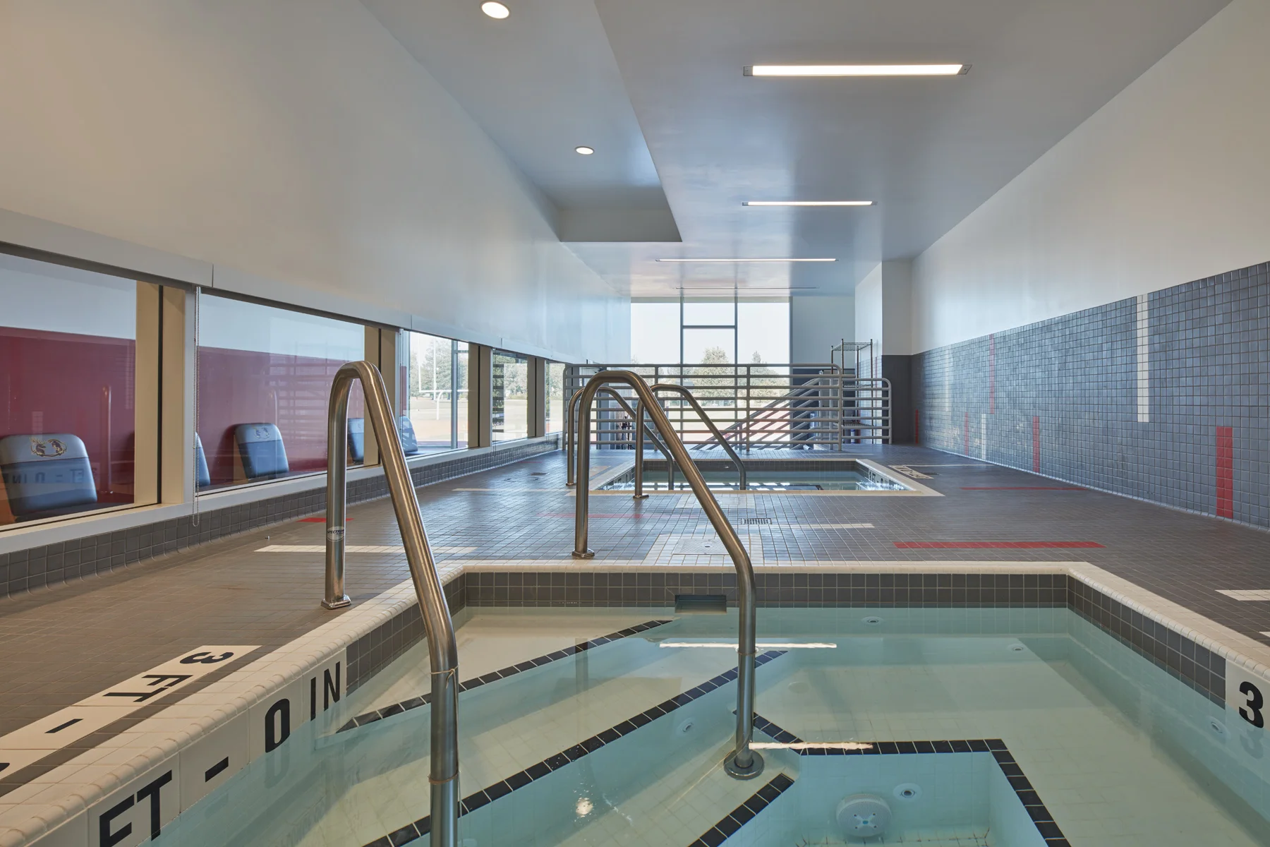 Hydrotherapy tubs in sports medicine center