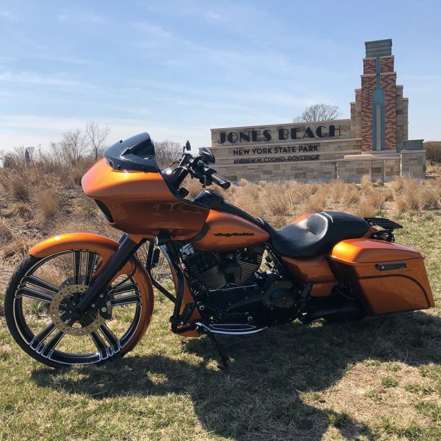 Spring is almost here and another one out the door with this 2015 Amber Whiskey RoadGlide #americansuspension #arlenness #baddad #fullthrottlecyclesnyc #thundercycledesigns #26inchwheel  #dirtybirdconcepts #roadglide #harleydavidson #hawghaltersinc #