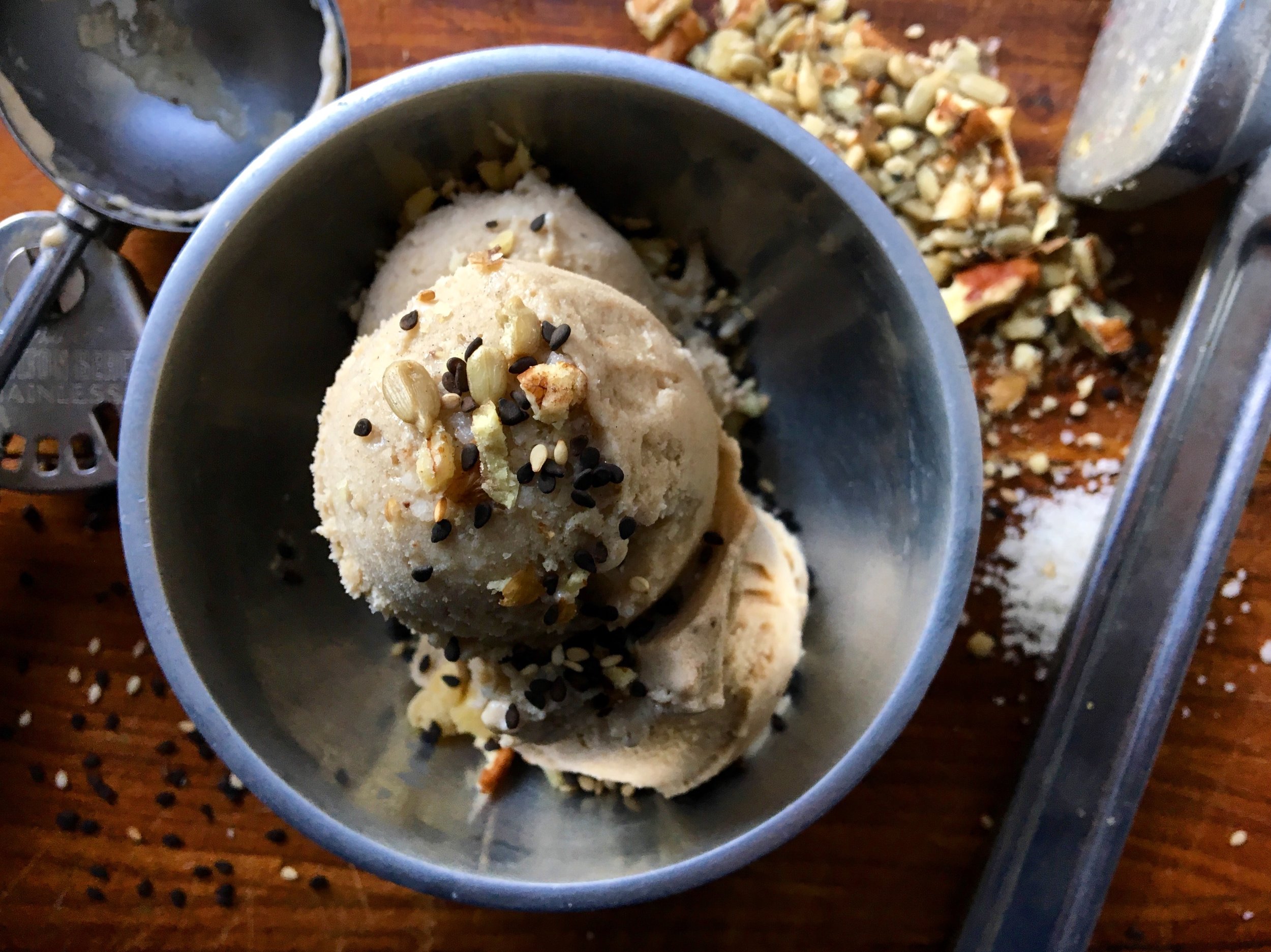 banan-tahini-ice-cream.jpg