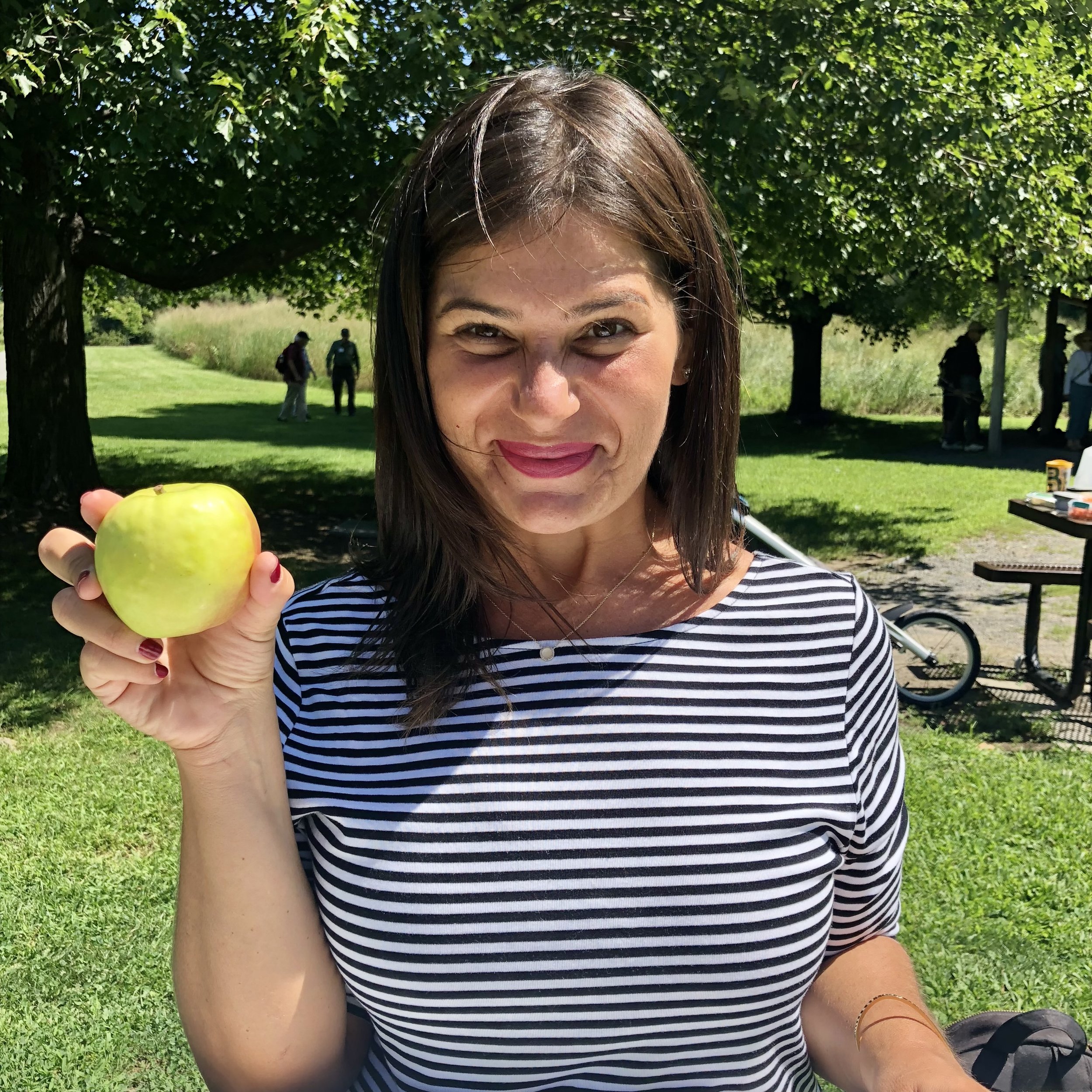 4 Ways to Develop a More Conscious Relationship with Yourself, Food + Hunger