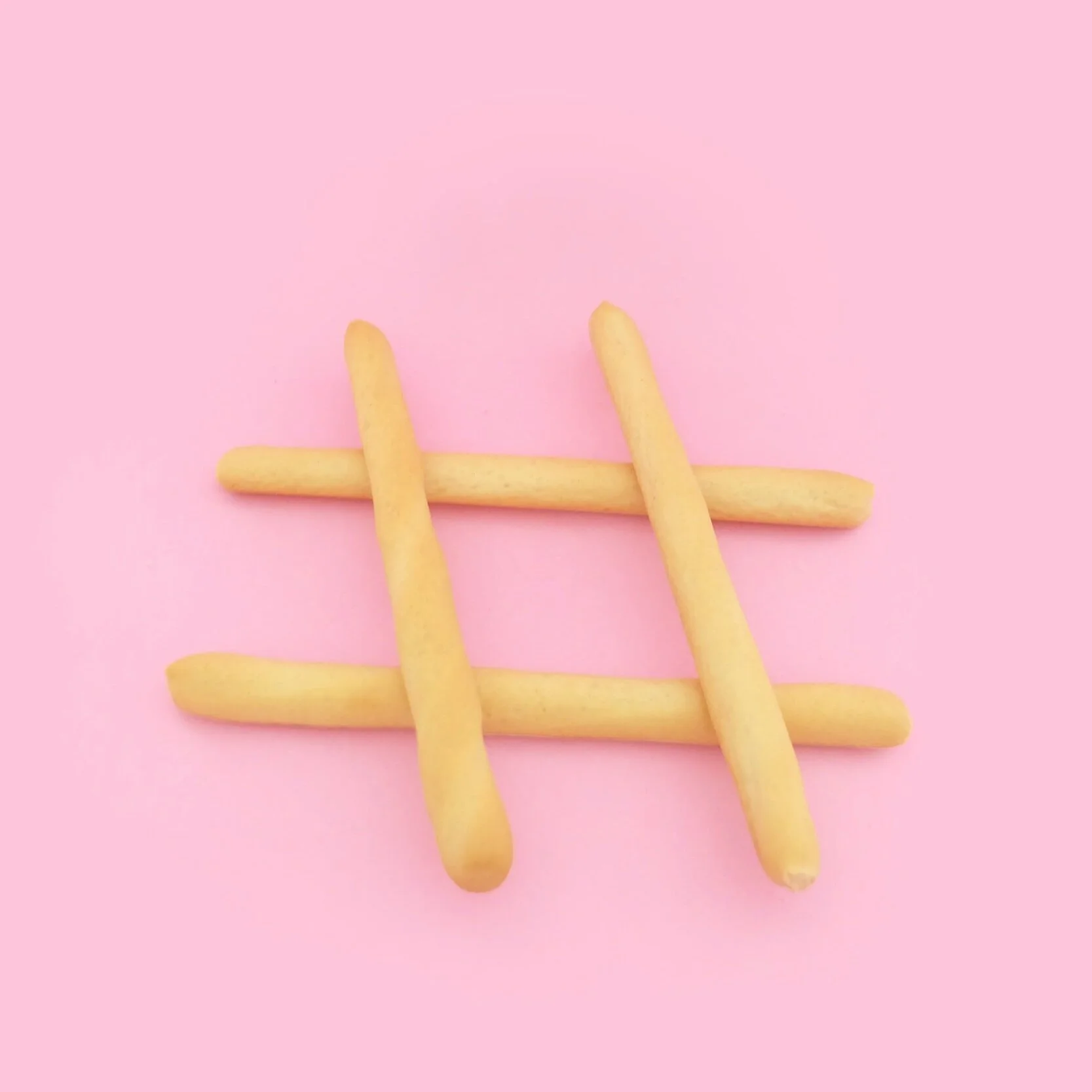 Social Media Detox + Clean Up