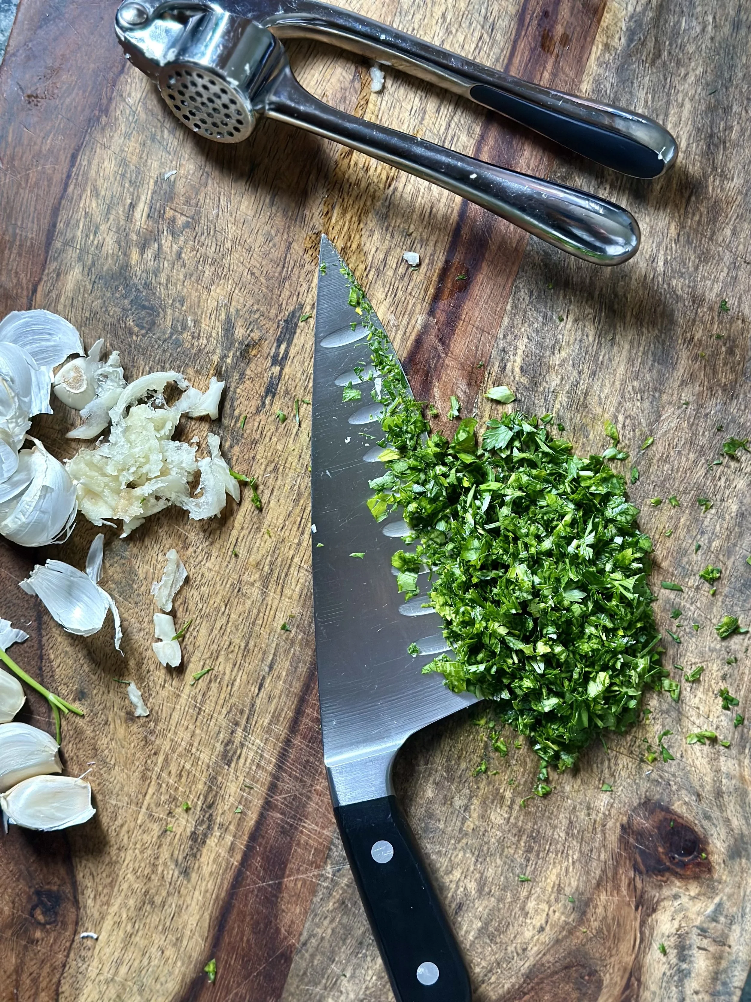 chopped_parsley.jpeg