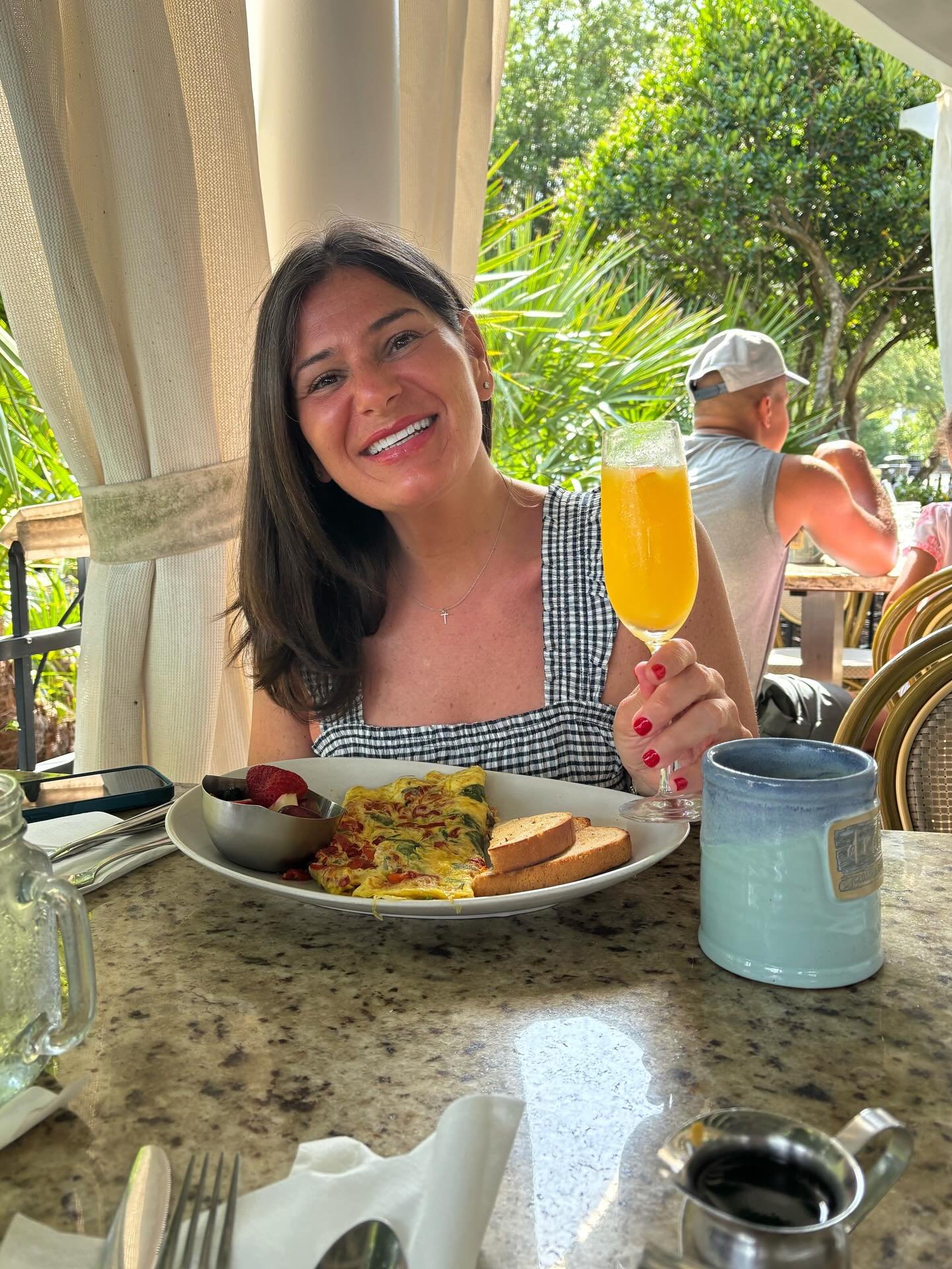 A perfect pre-birthday breakfast with my Aunt Deb and brother Tommy. Heart full with family and time spent together &hearts;️ Lucky, loved and looking forward &mdash; even through life&rsquo;s twists and unexpected moments
