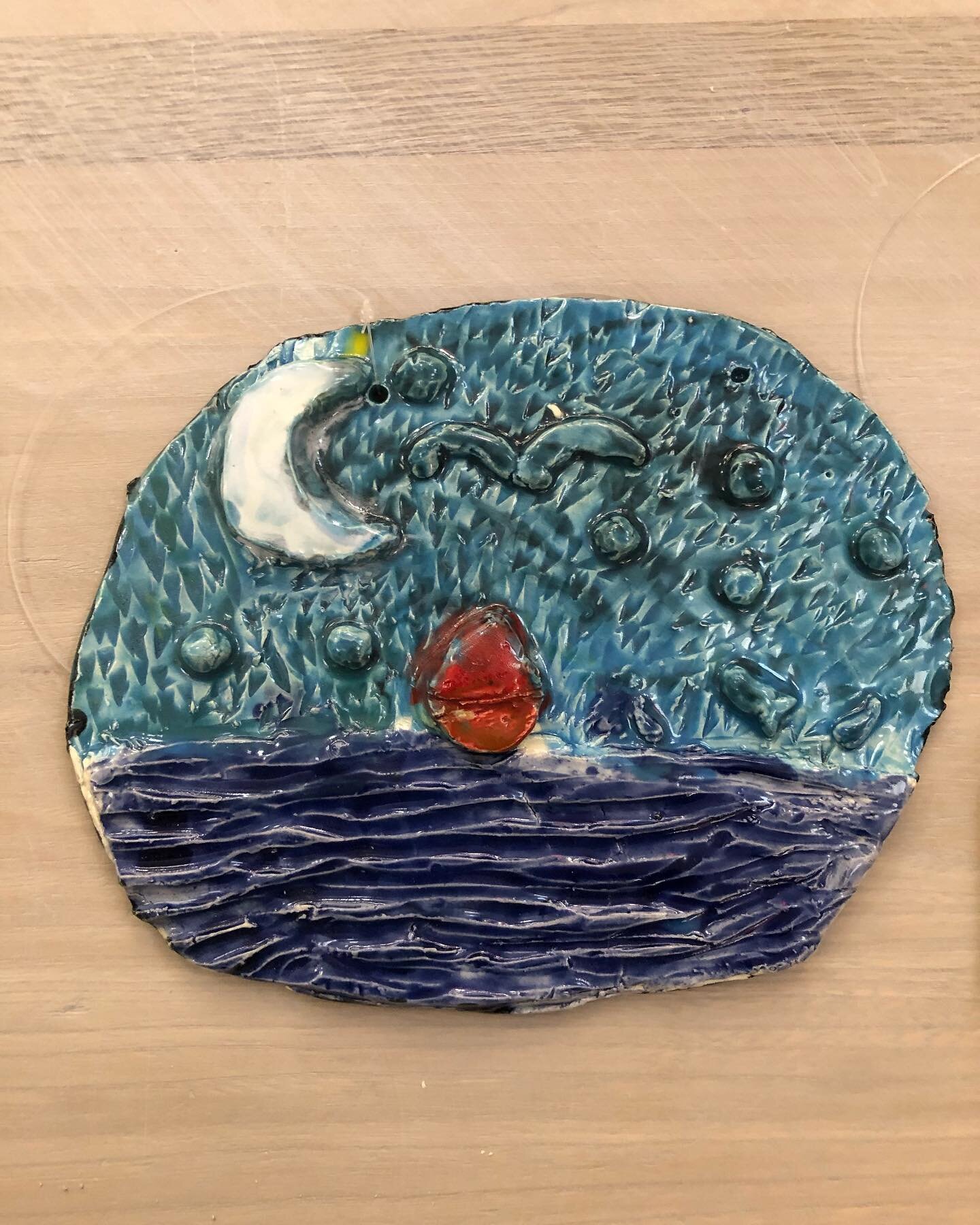 Wall pieces inspired by night time. These project started as a drawing and was then transferred to a slab. Taylor's Thursday after school class. 
#tribecaclayworks #manhattanyouth #clay #ceramics #tribeca #sculpture #ceramicart #ceramiclove #ceramica
