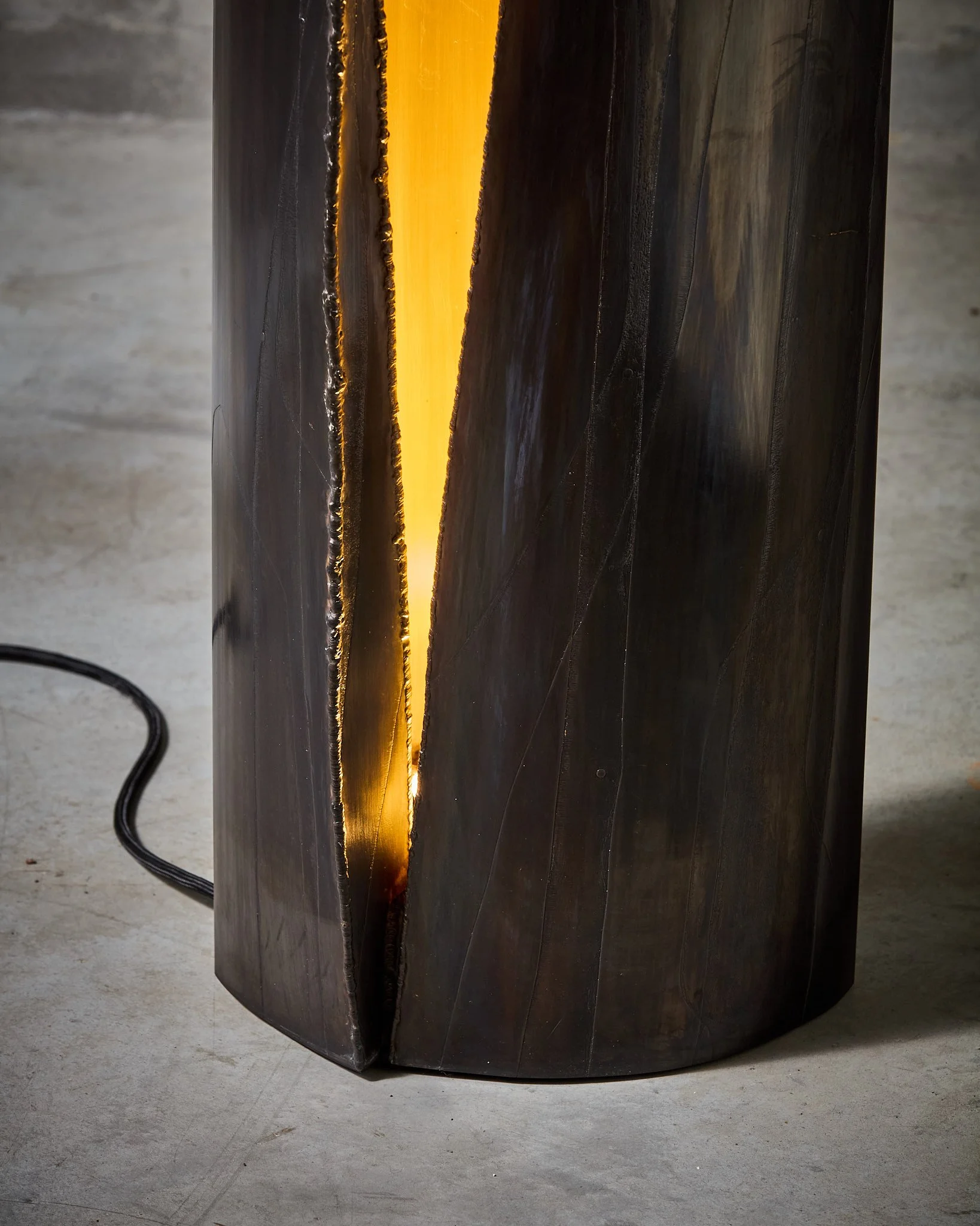 SELENE Floor Lamp - detail |  ©MAISONJONCKERS 2024 -2677.jpg