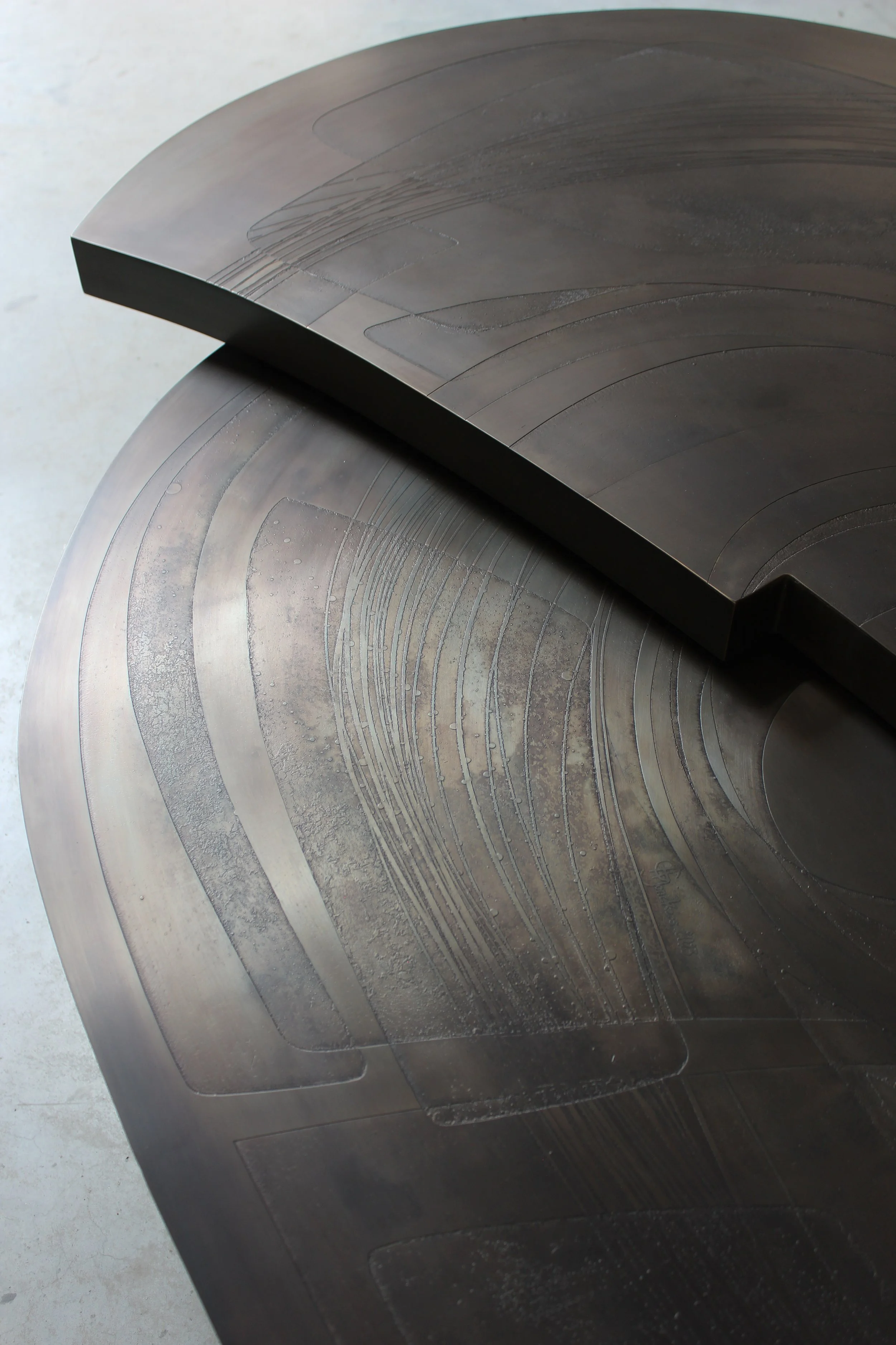 BLACK THE MUSE  |  Coffee Table