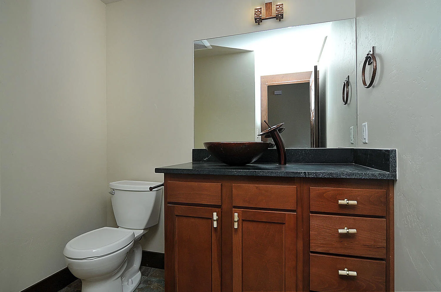 8925 Antlers Trail Salida CO-large-017-001-bathroom1-1500x992-72dpi.jpg
