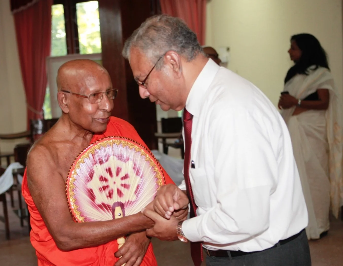 OMNIA President Premawardhana with Leader of Buddhist Delegation to OMNIA’s Opening Reception in Kandy.
