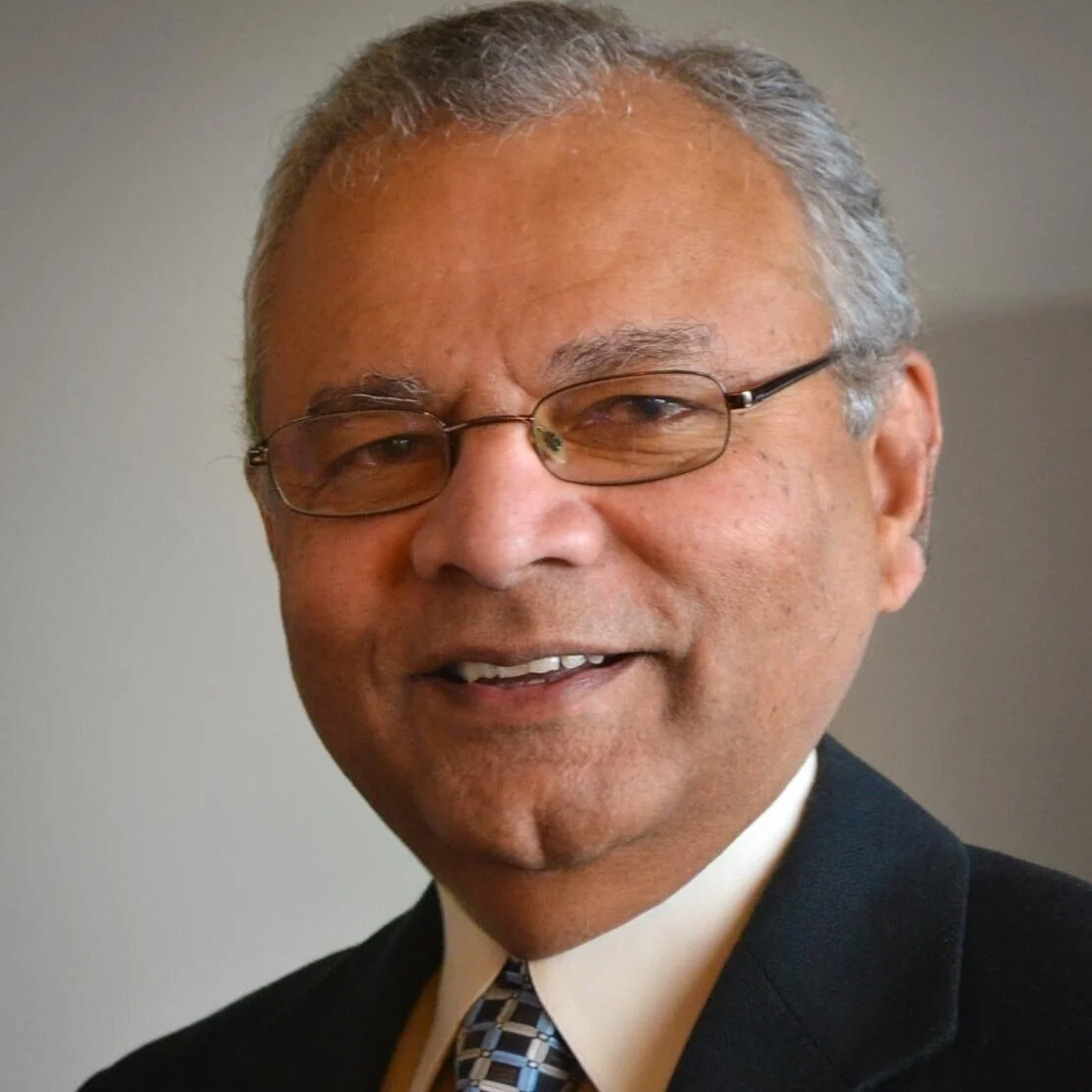 Shanta+headshot+2+%281%29-2.jpg