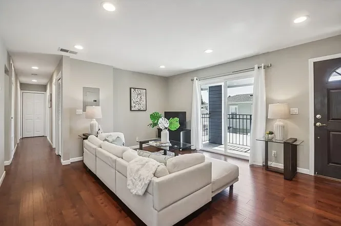 642 Dean St APT D, Hayward, CA 94541