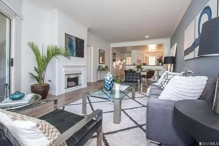 200 Caldecott Ln Unit 219, Oakland, CA 94618
