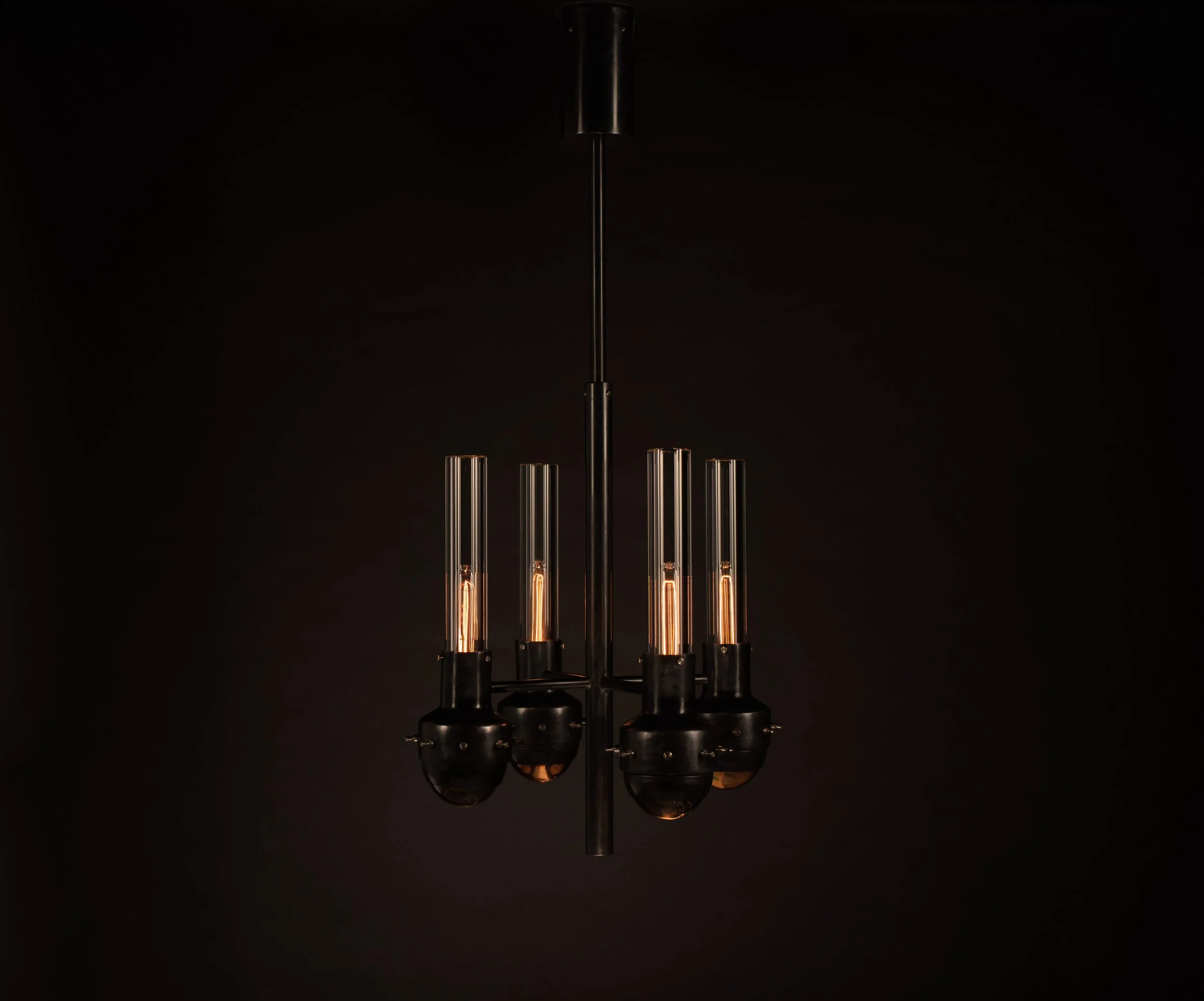 4_arm_chandelier_pequod_ON_copy.jpg