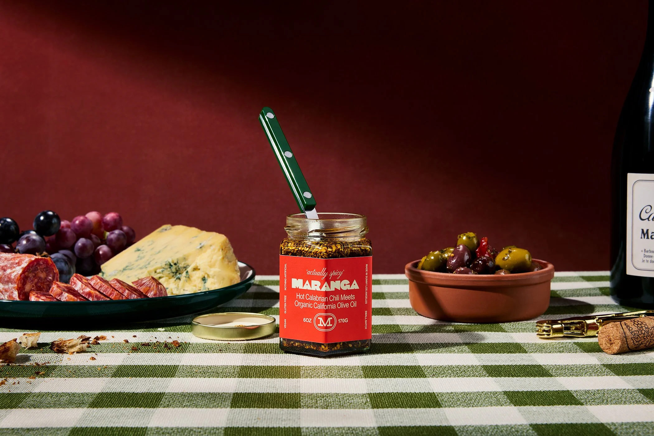 Maranga-Hot-Oil_Stylized-Lifestyle_R1_WEB.jpg