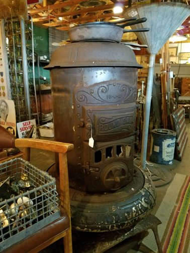 If I had one inch of extra space in my house I would have bought this.