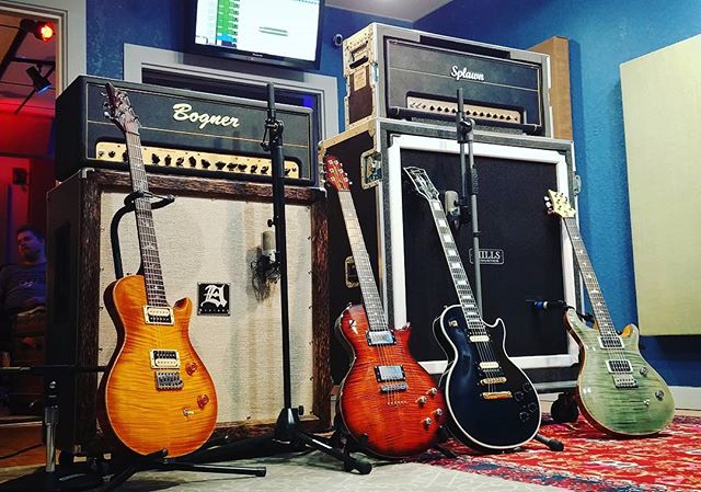 Options are always nice...
&bull;
&bull;
&bull;
#guitars #gearporn #studio #music #engineer #producer #liveroom #cabinets #amps #shure #prs #paulreedsmith #gibson #gibsoncustomshop #bogner #splawn #daddario #nyxl #exp #mogami #fun #options #tone #olr