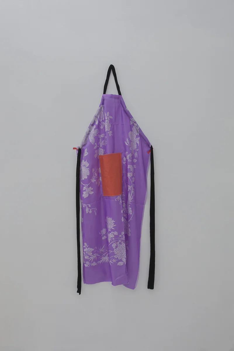 apron4_1.jpg