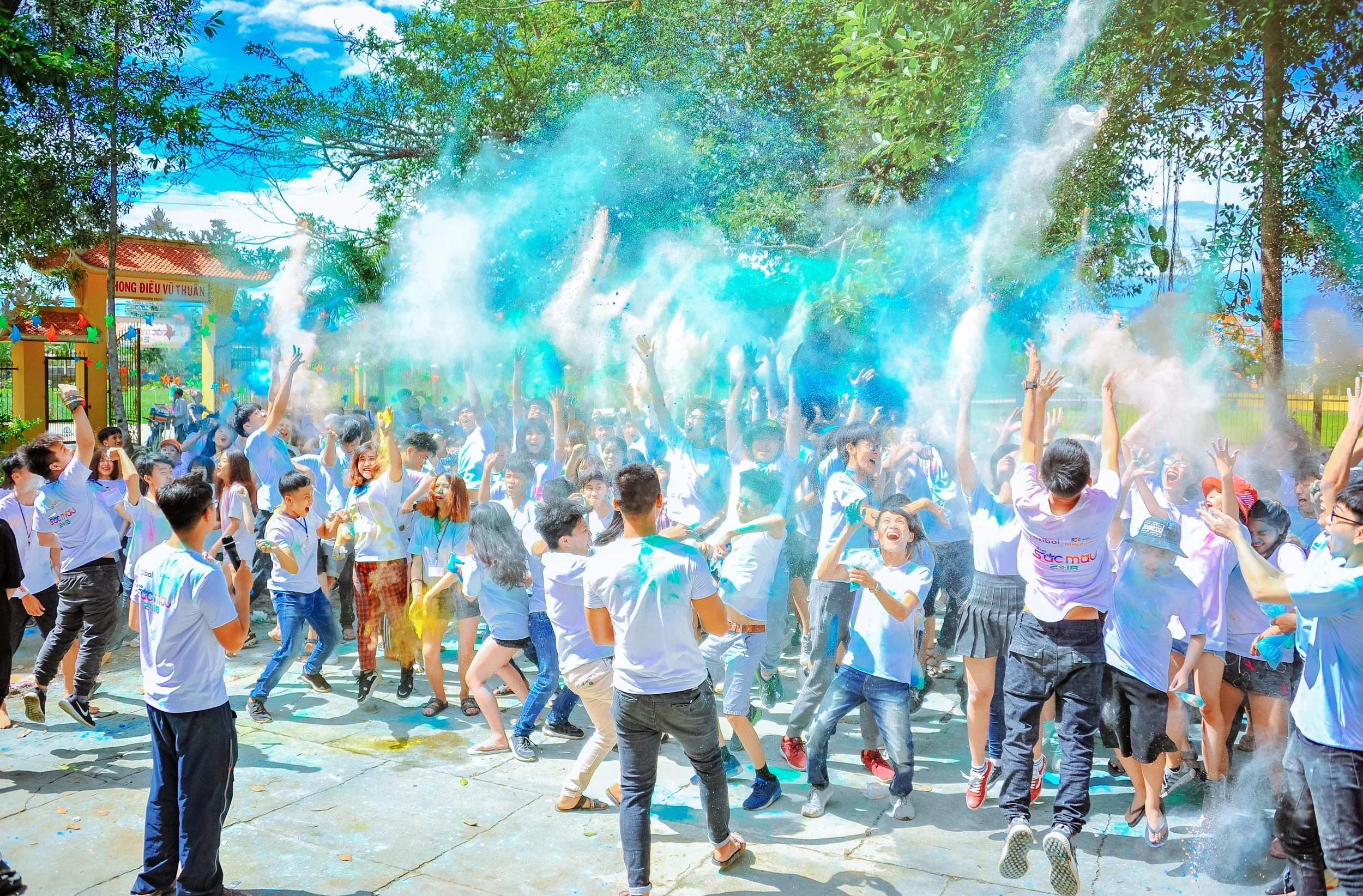 celebration-crowd-daylight-1157557.jpg