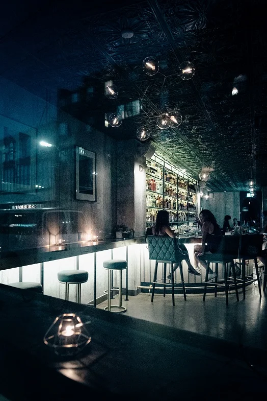 Founder Bar (Lights Out)