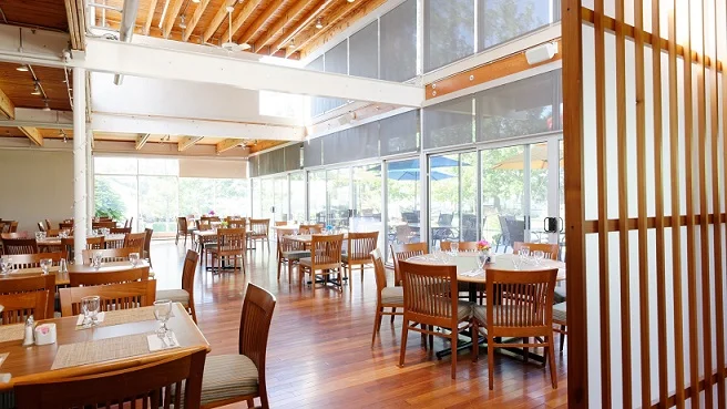 Island Yacht Club