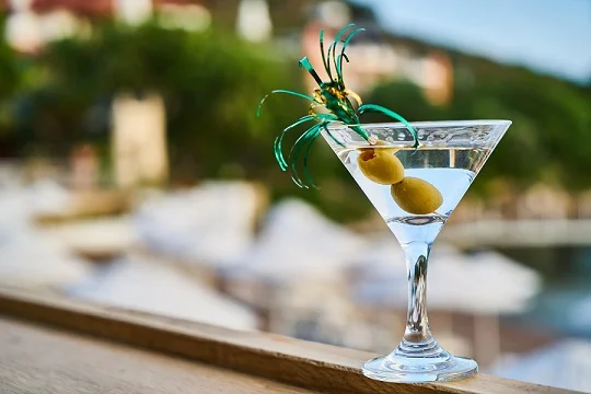 Basic Martini with Olives