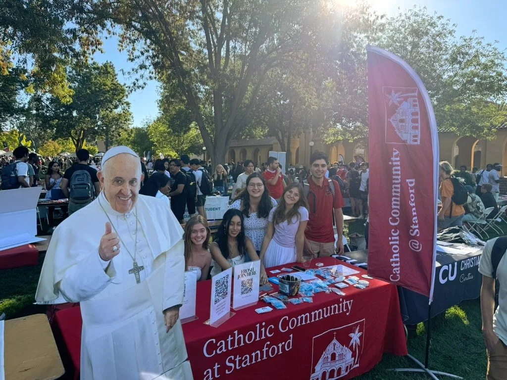 Undergrads tabling at the FestiFall club festival