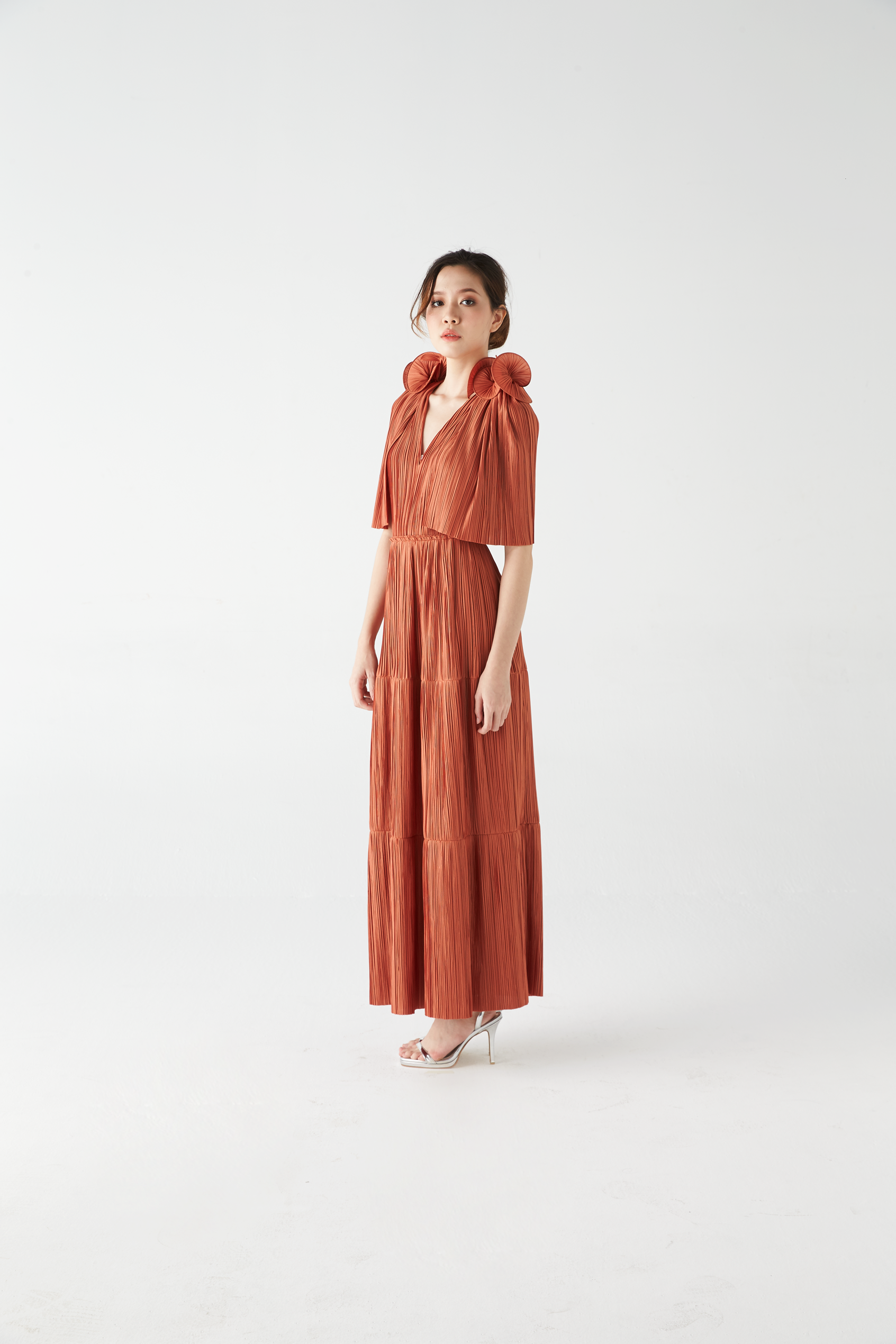 Crema Dress
