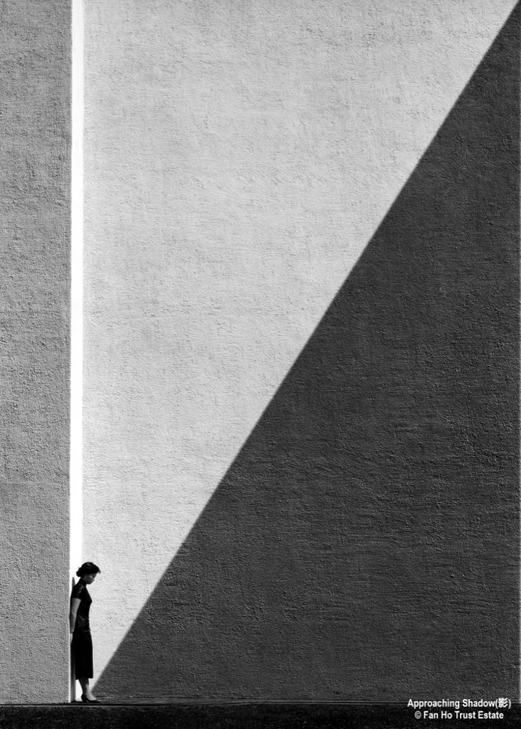 Approaching Shadow af Fan Ho