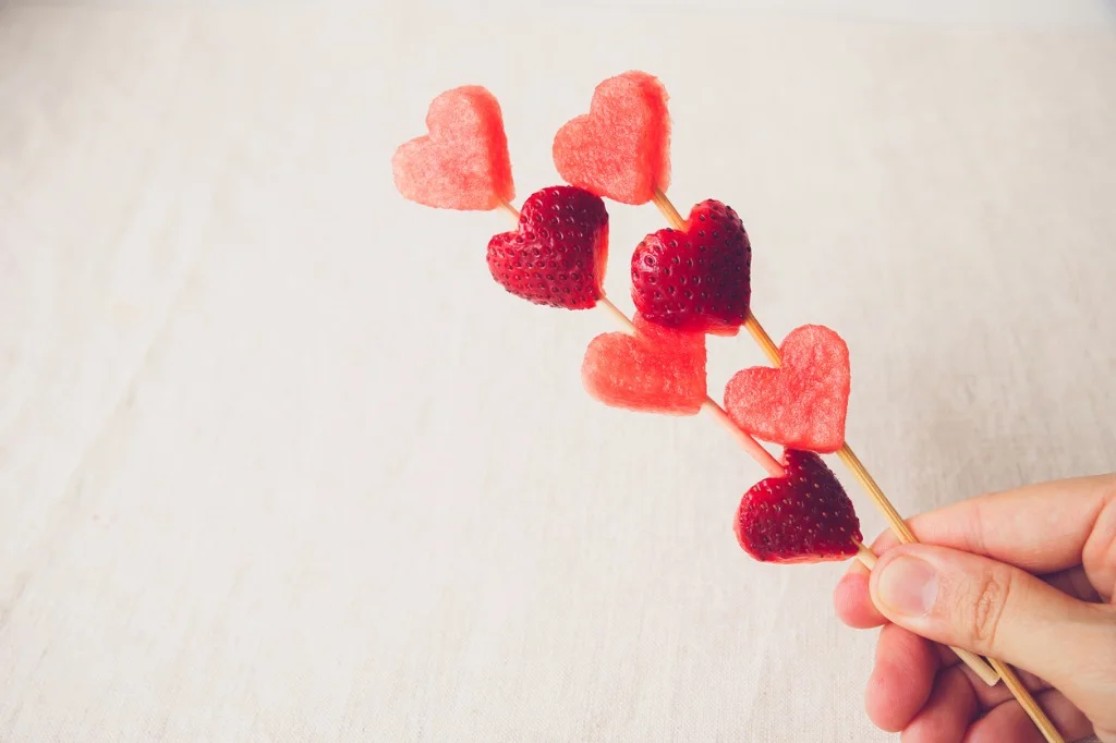 healthy-valentines-snacks.jpg