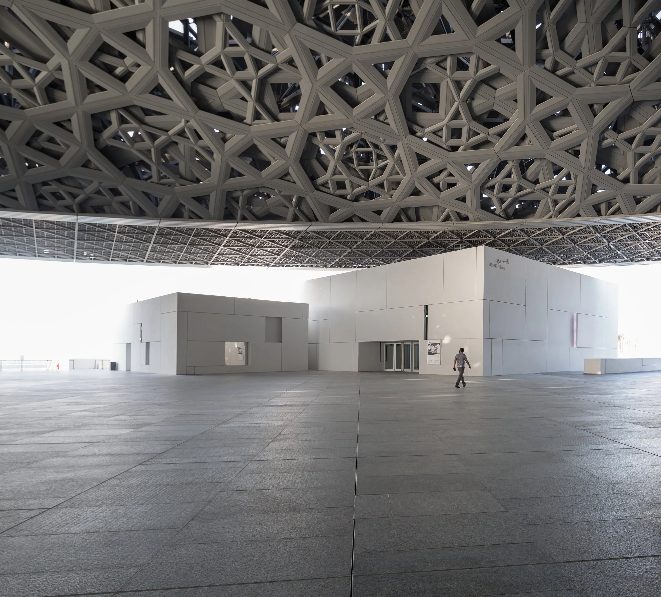 Louvre Abu Dhabi-2003.jpg