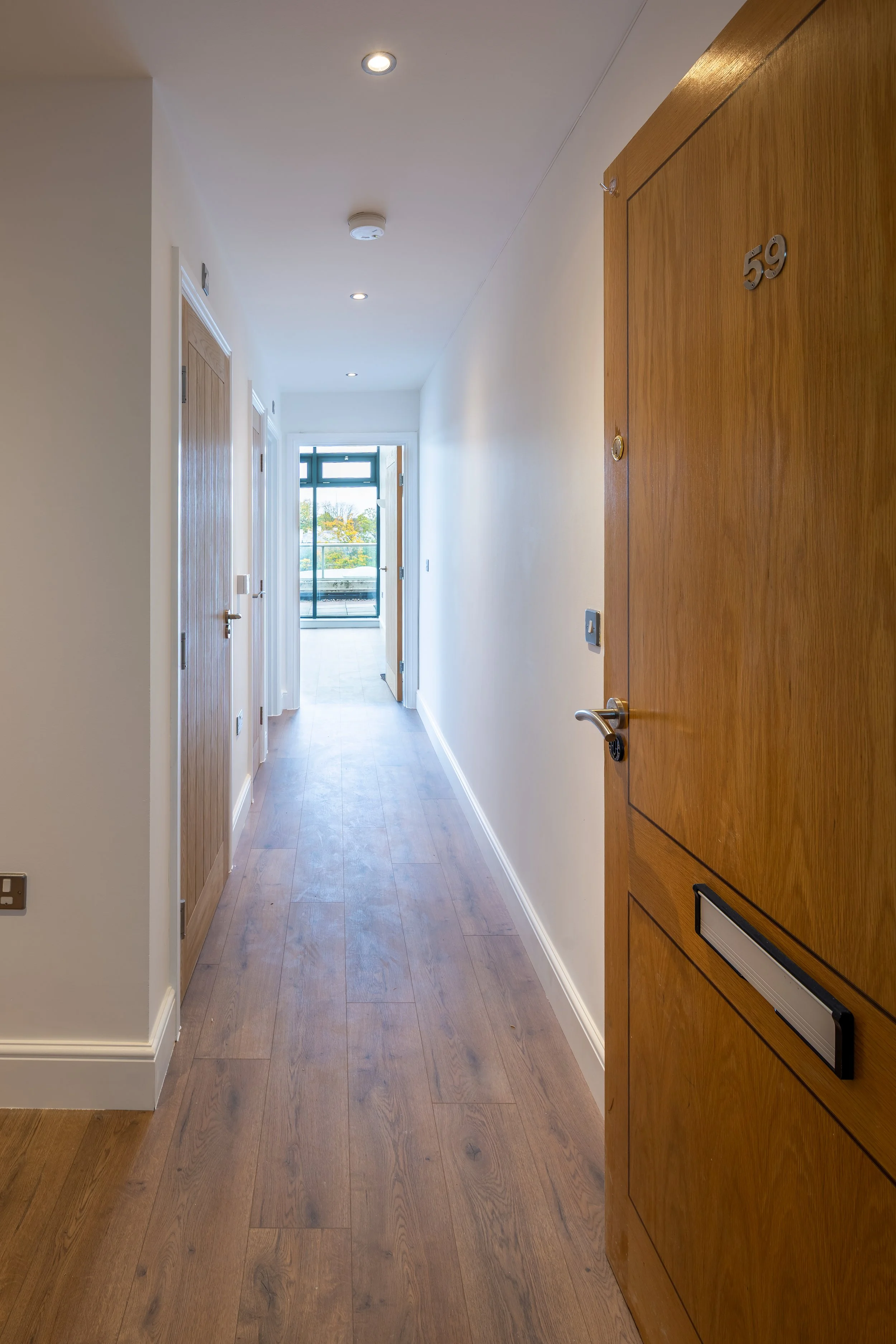 Picture House Flat 59  8908 HDR-.jpg