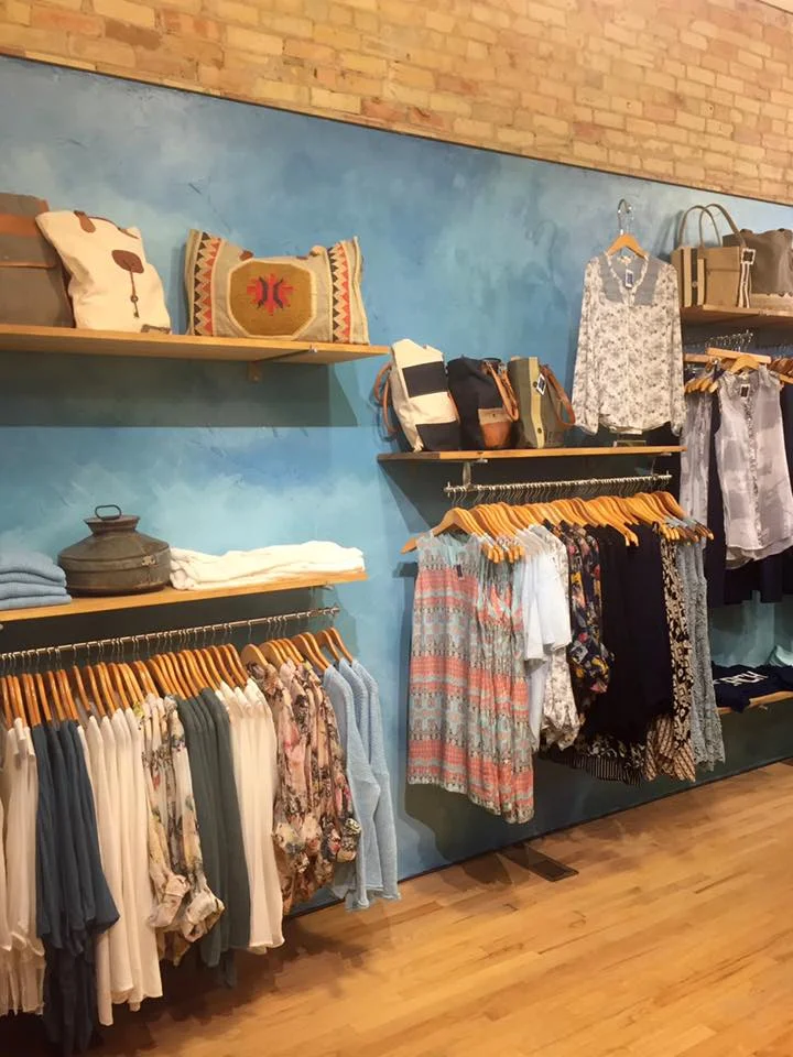 Storebluewall.jpg