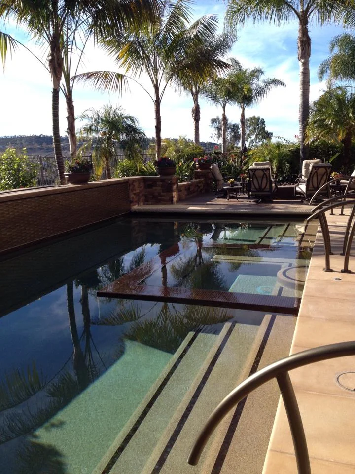Using Travertine in Newport Coast Landscape Construction