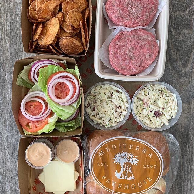 Make your celebration (grad party ✅ Father&rsquo;s Day ✅) a #HelluvaParty with Burger Party Kits $39.99 🙌🍔 Each kit contains: &bull; 4 All Natural &amp; Hormone Free Ground Beef Patties (uncooked) &bull; 4 @MediterraBakehouse Potato Buns &bull; Ang