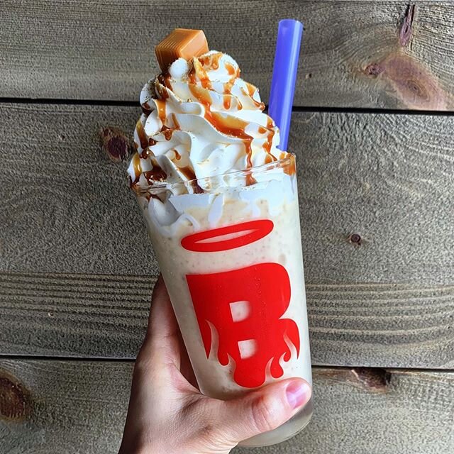 Salted Caramel Cheesecake Shakes now through Wednesday! ✨ Spike it up with Caramel Vodka for dine-in or takeout pickup.