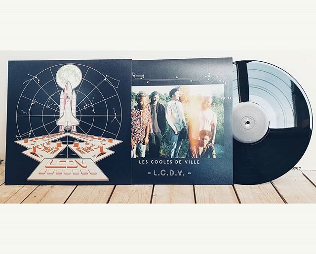 *Les Cooles EP is available on vinyl now!* you can order a copy through the link in my bio. .
. . 
artwork done by the @habibalovesdrawing and @elevenelven_ .
photo by @maria.rey.lamslag
.
@season.five
@belowsystem
.
#vinyl #lovers #appeal #booklet #