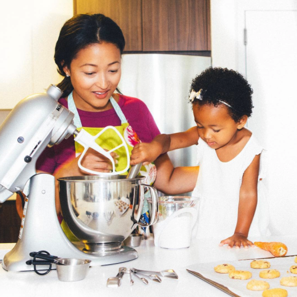 Denise Woodard and daughter Vivienne baking