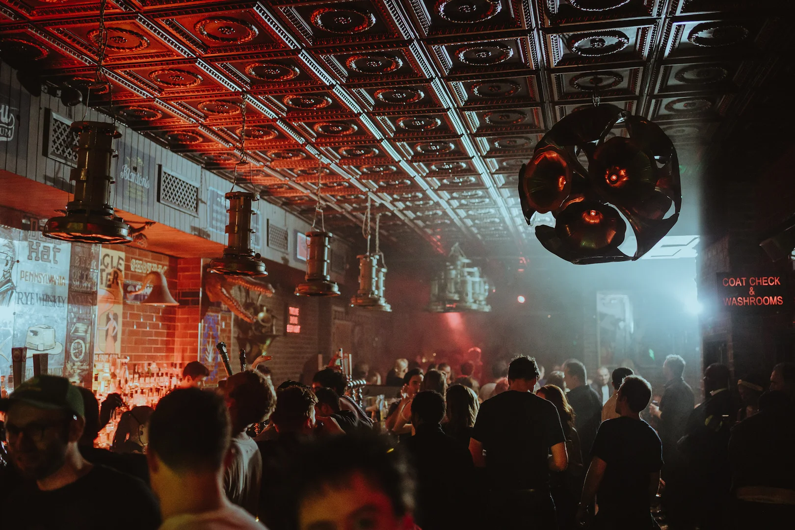 KrisHumphreysPhotography(c)_Nightlife_201876.jpg