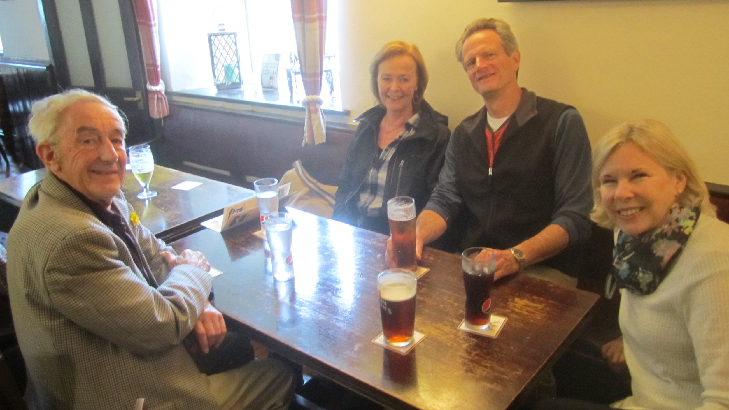  Lunch at the Railway Inn. 
