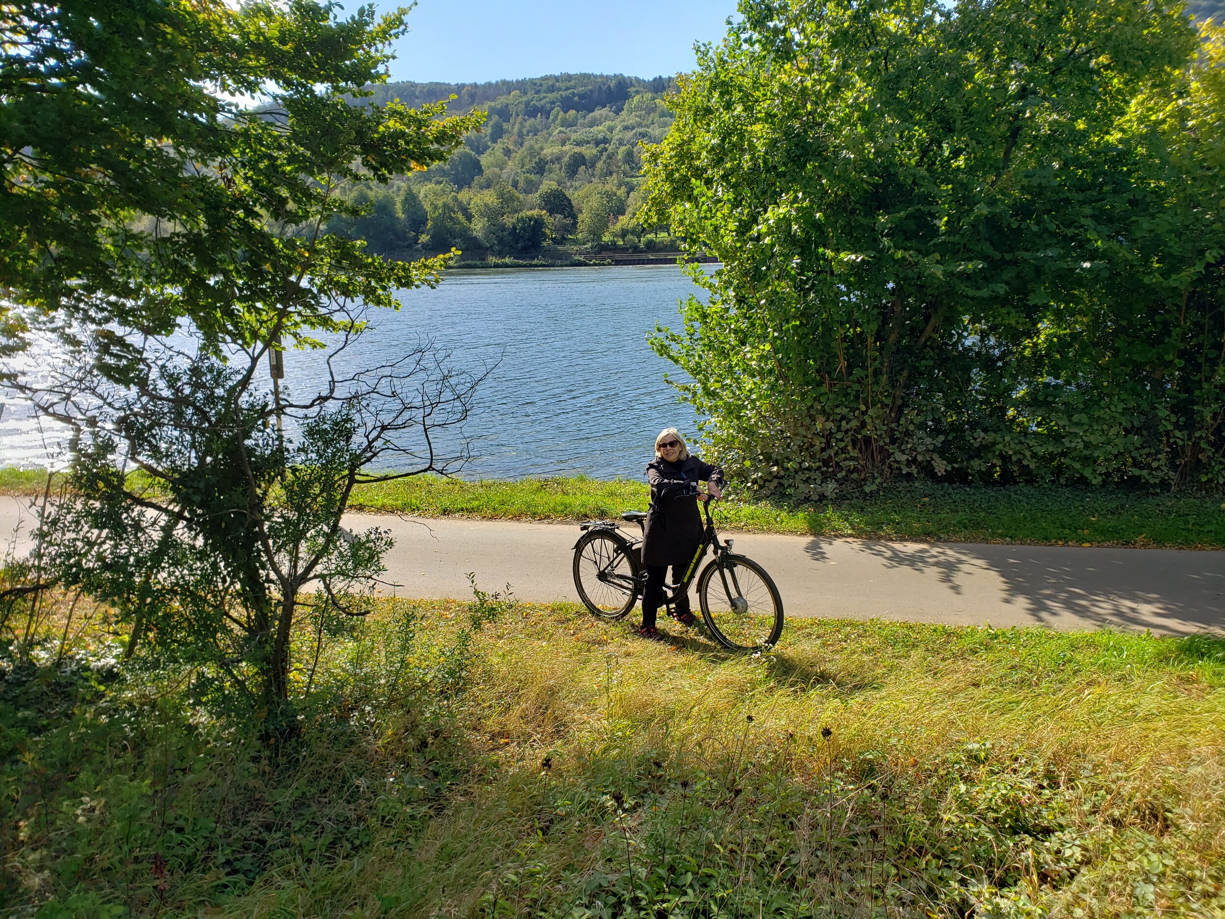  A bike ride along the Moselle River. 